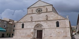 GRAD Pag Crkva Marijinog Uznesenja
